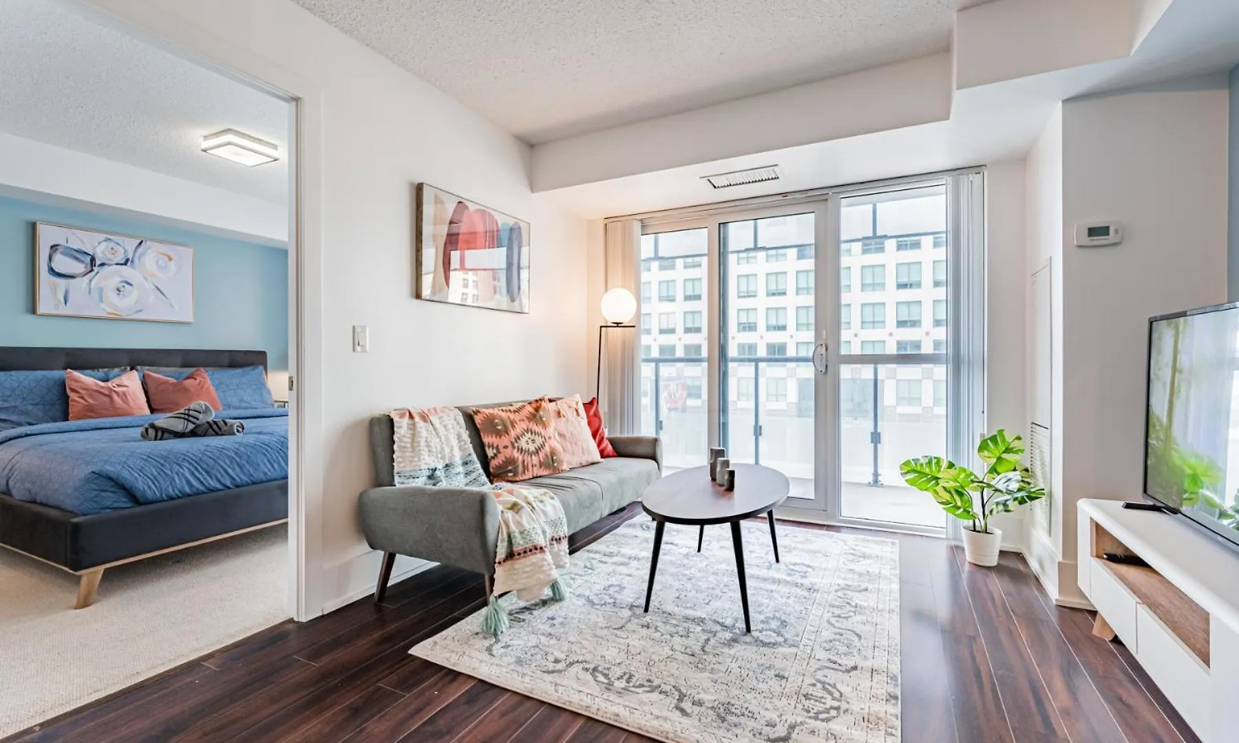 City Suites Toronto Downtown Apartment